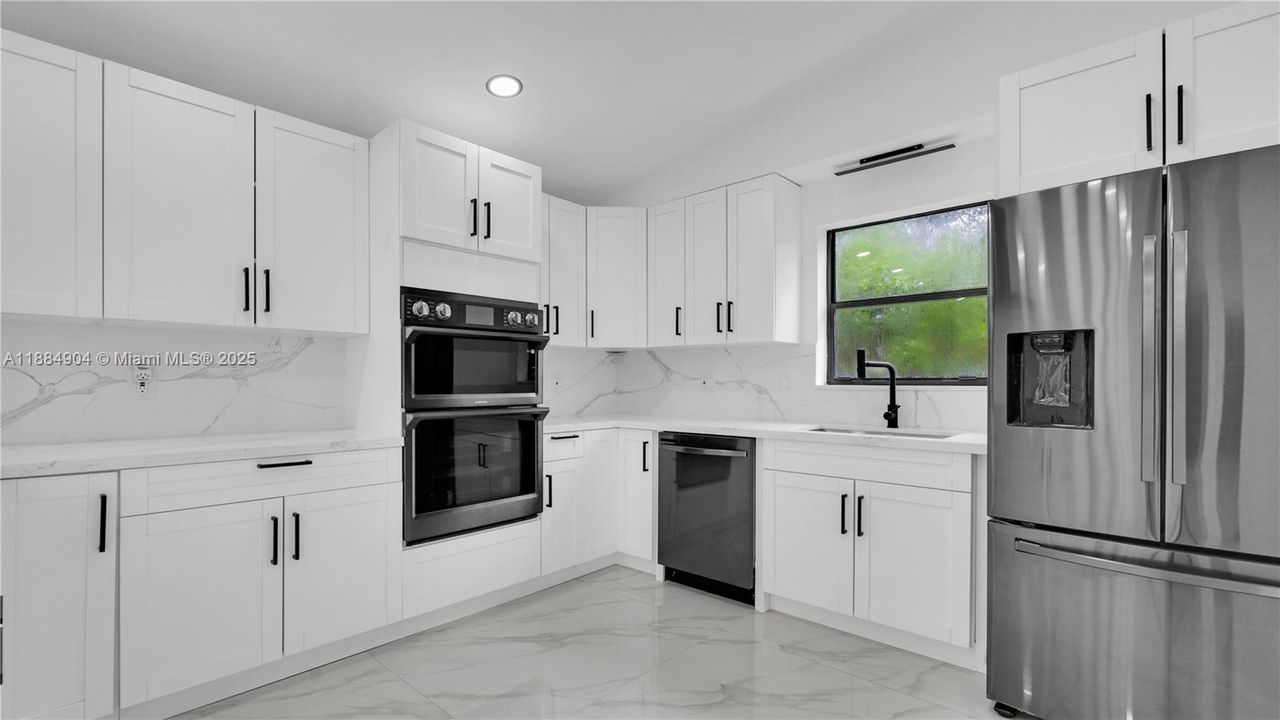 Recently Rented: $5,950 (5 beds, 3 baths, 2353 Square Feet)