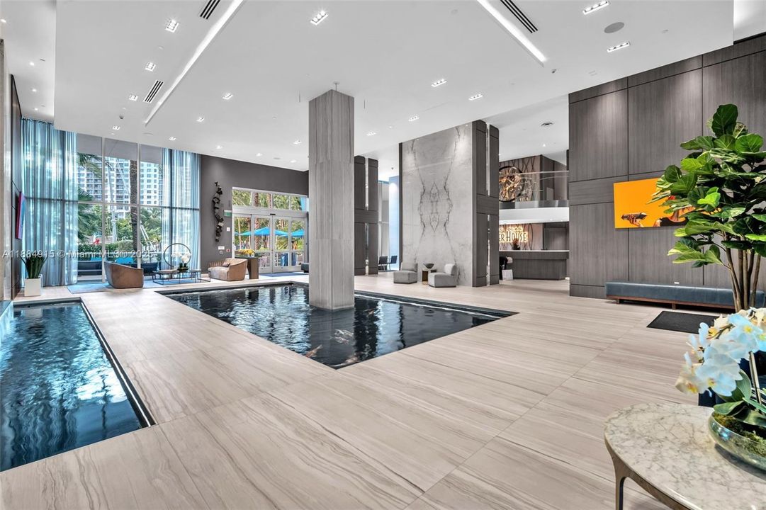 Недавно продано: $2,650,000 (3 спален, 3 ванн, 2726 Квадратных фут)