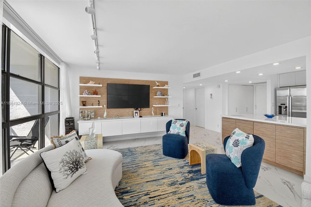 Vendido Recientemente: $420,000 (2 camas, 2 baños, 1430 Pies cuadrados)