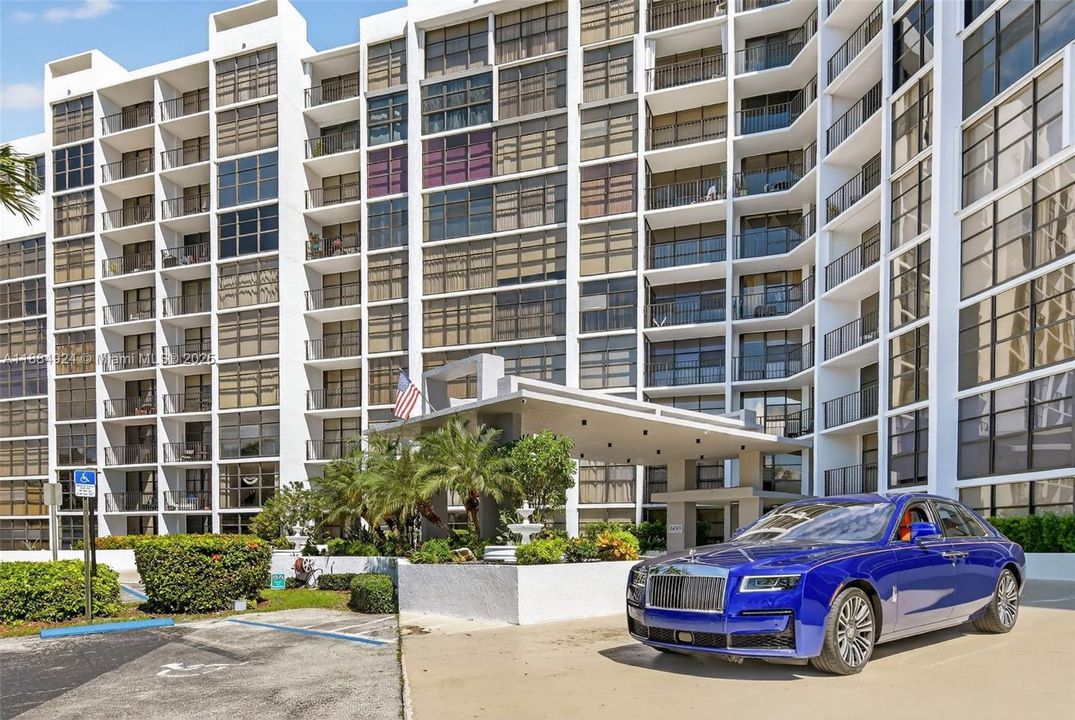 Vendido Recientemente: $420,000 (2 camas, 2 baños, 1430 Pies cuadrados)