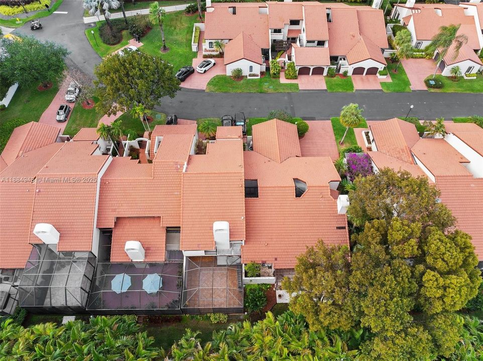 合同活跃: $795,000 (2 贝兹, 2 浴室, 2140 平方英尺)