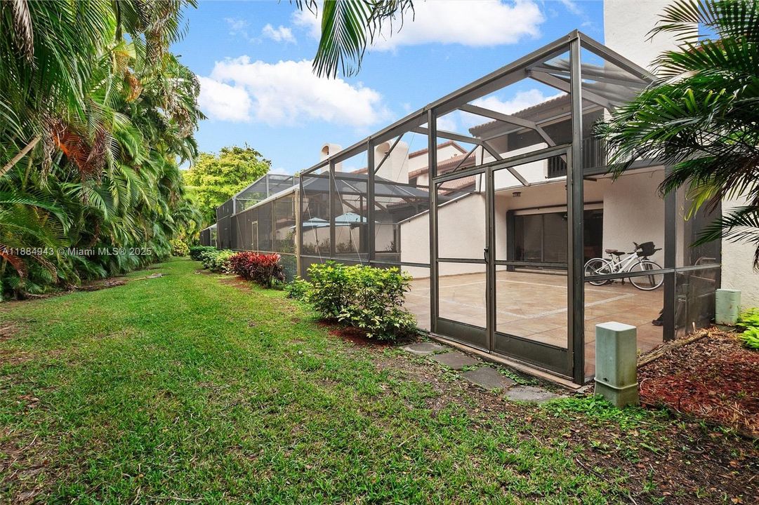 合同活跃: $795,000 (2 贝兹, 2 浴室, 2140 平方英尺)