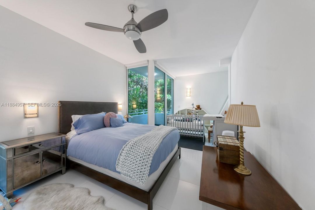 For Sale: $4,350,000 (5 beds, 5 baths, 4670 Square Feet)