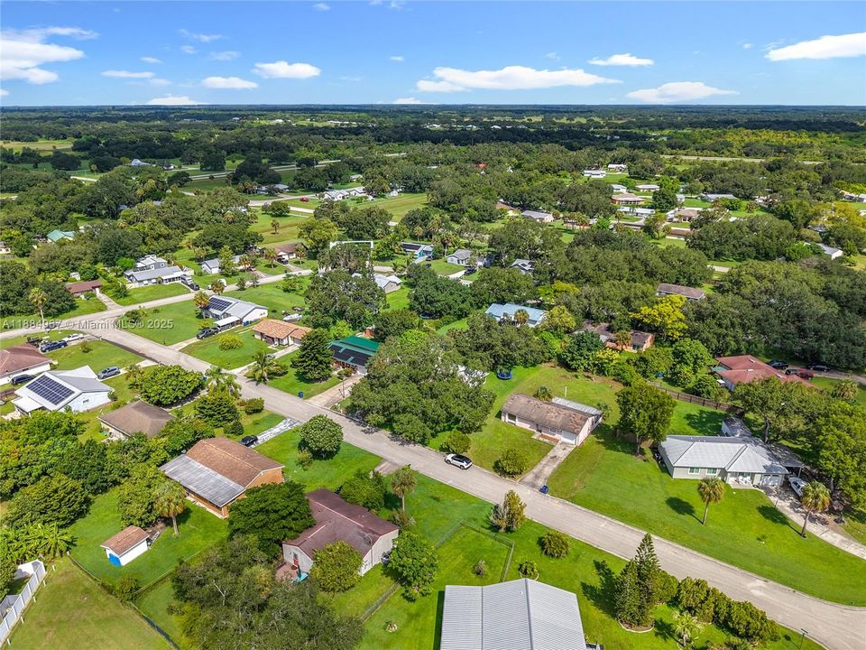 4006 Beaumont Lane, LaBelle, FL 33935 - 2BR/1BA Home in Port LaBelle