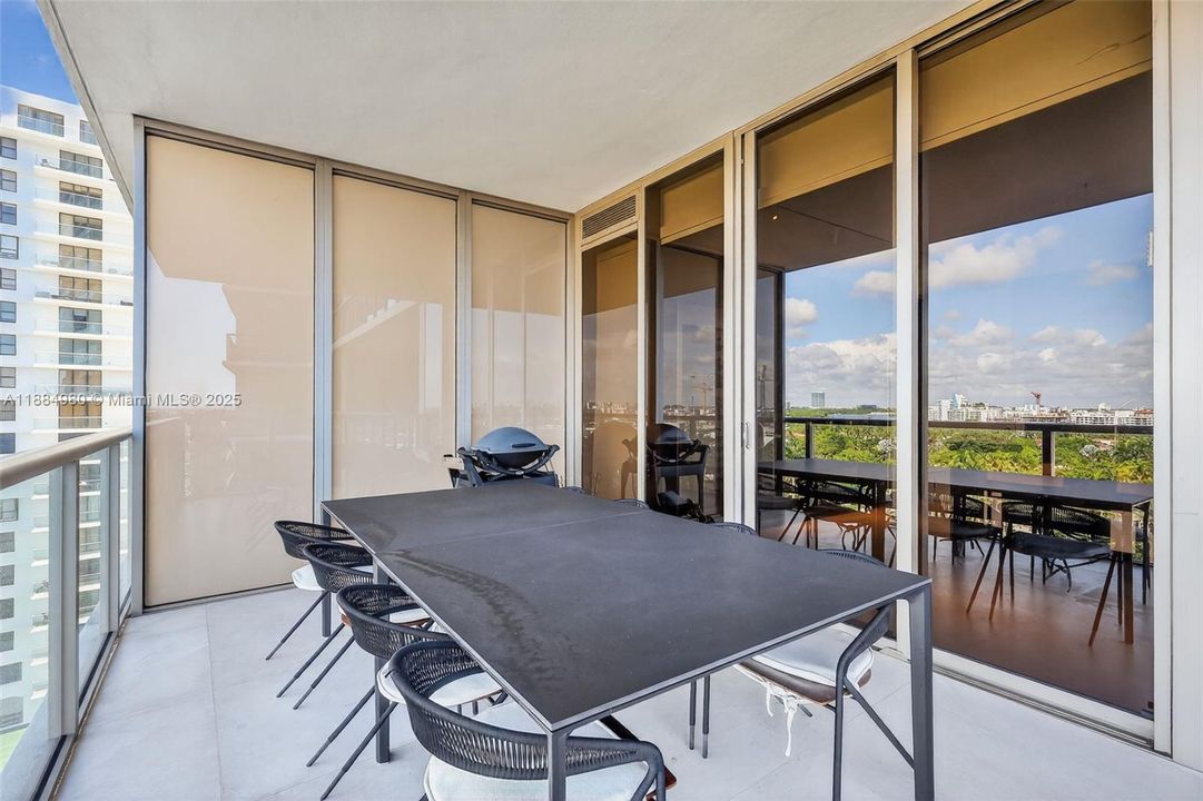 出租: $38,000 (4 贝兹, 3 浴室, 2839 平方英尺)