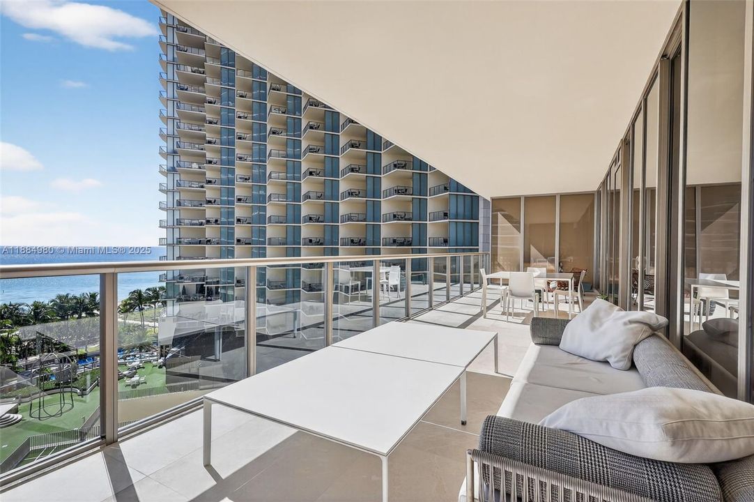 出租: $38,000 (4 贝兹, 3 浴室, 2839 平方英尺)