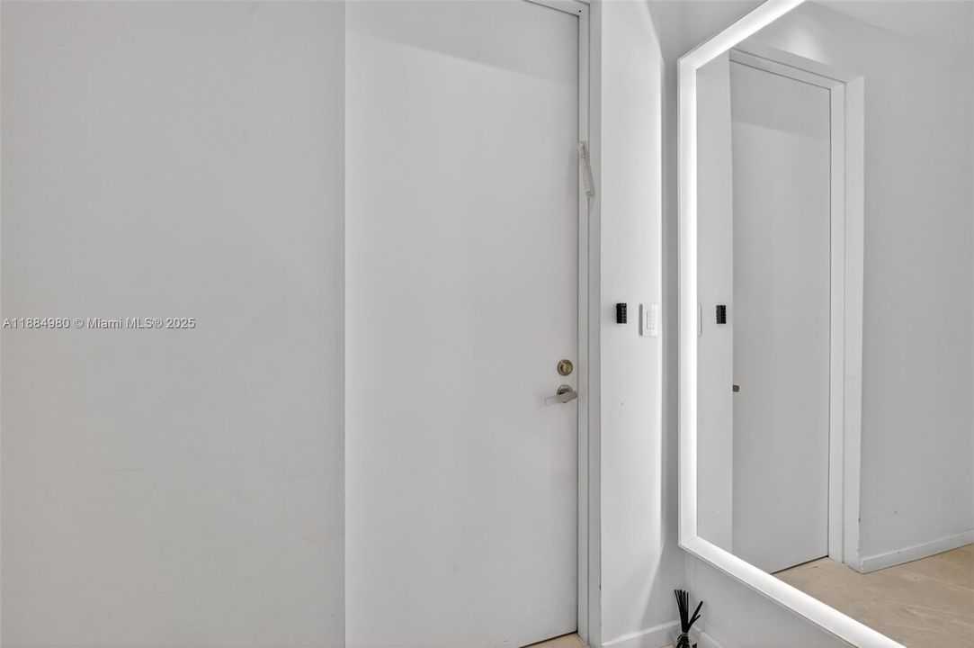 出租: $38,000 (4 贝兹, 3 浴室, 2839 平方英尺)