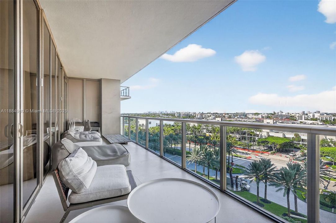 出租: $38,000 (4 贝兹, 3 浴室, 2839 平方英尺)