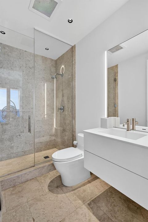 出租: $38,000 (4 贝兹, 3 浴室, 2839 平方英尺)