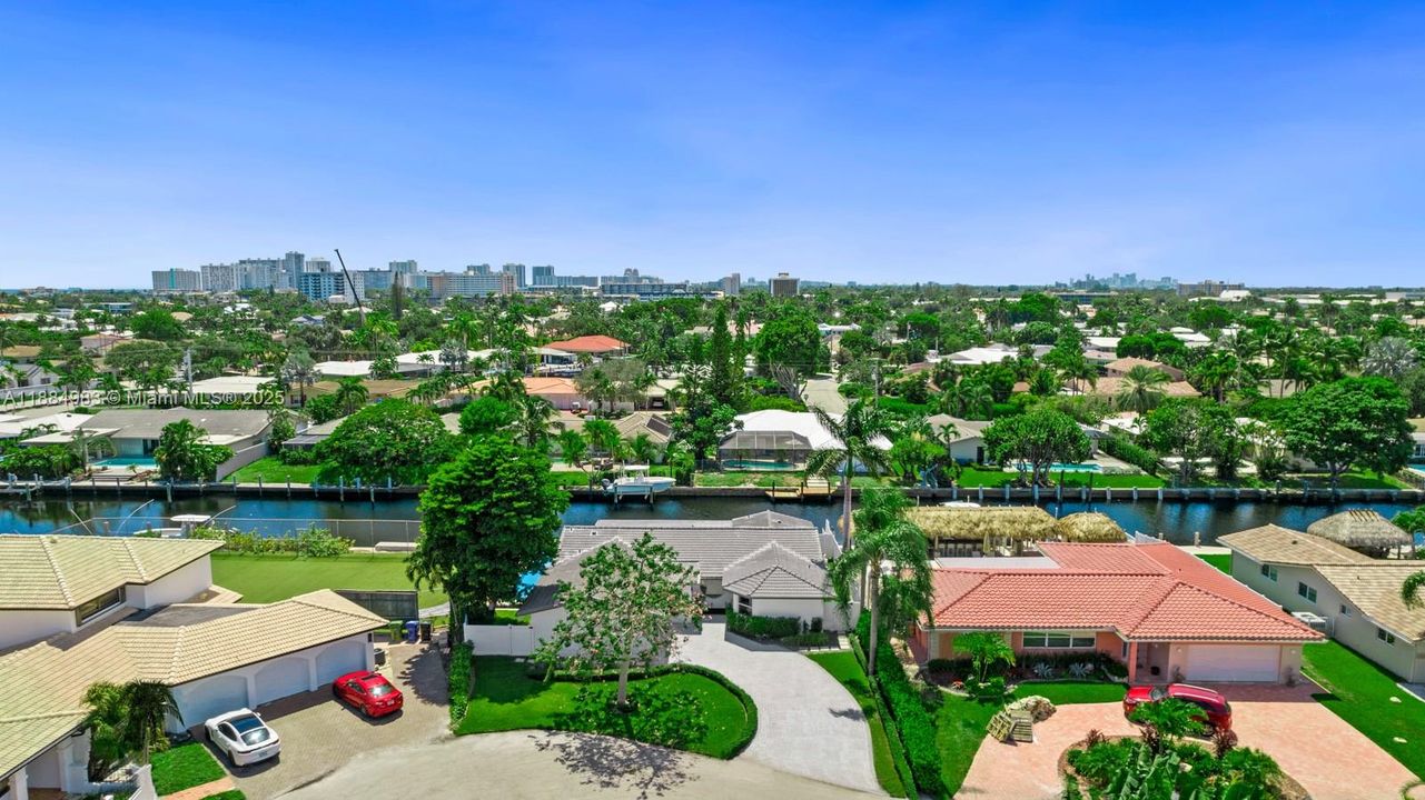 For Rent: $10,200 (4 beds, 4 baths, 2400 Square Feet)