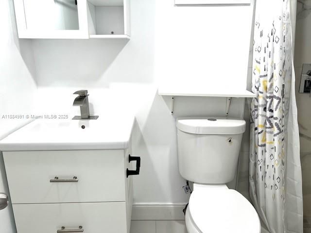 Active With Contract: $1,300 (1 beds, 1 baths, 1280 Square Feet)