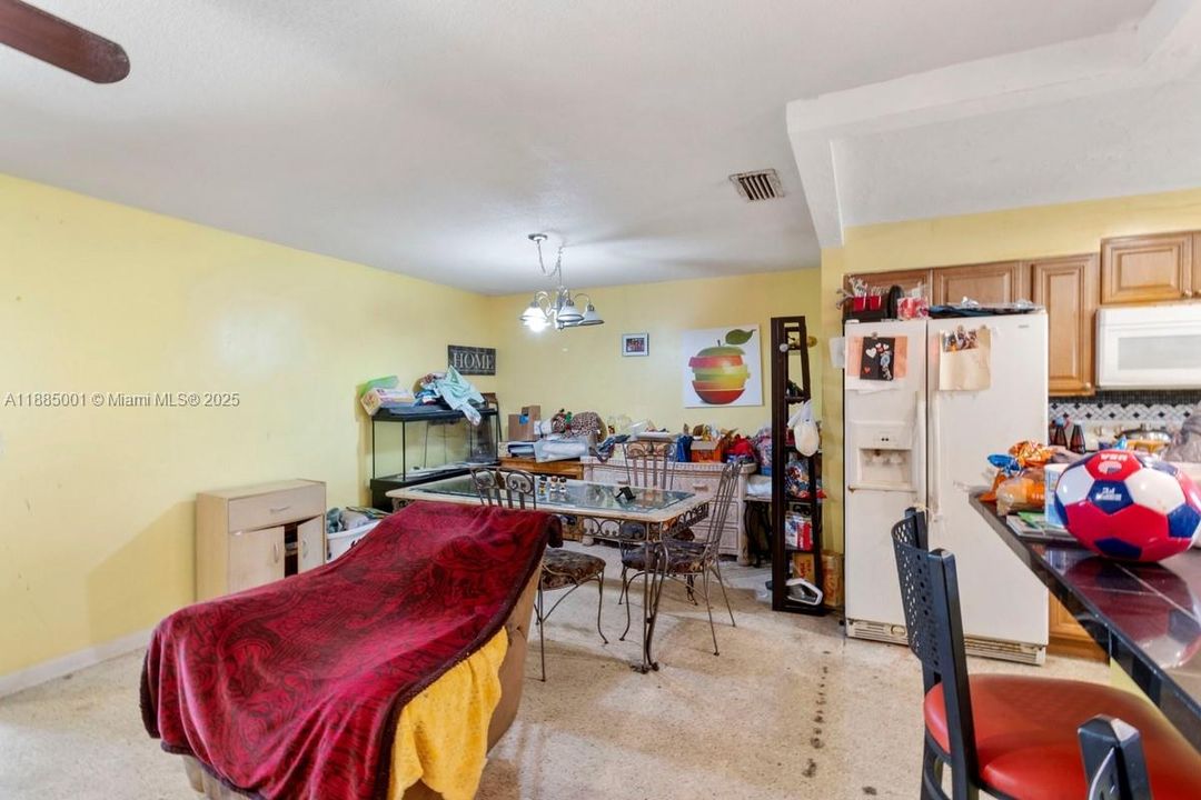 待售: $340,000 (3 贝兹, 2 浴室, 1500 平方英尺)