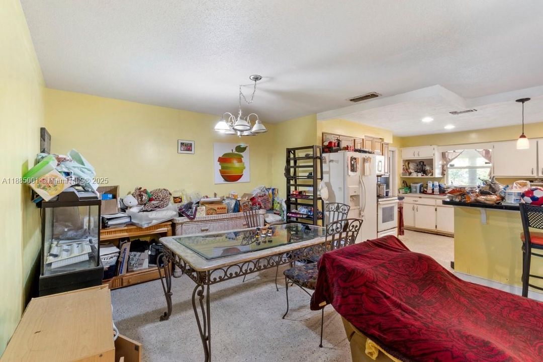 待售: $340,000 (3 贝兹, 2 浴室, 1500 平方英尺)