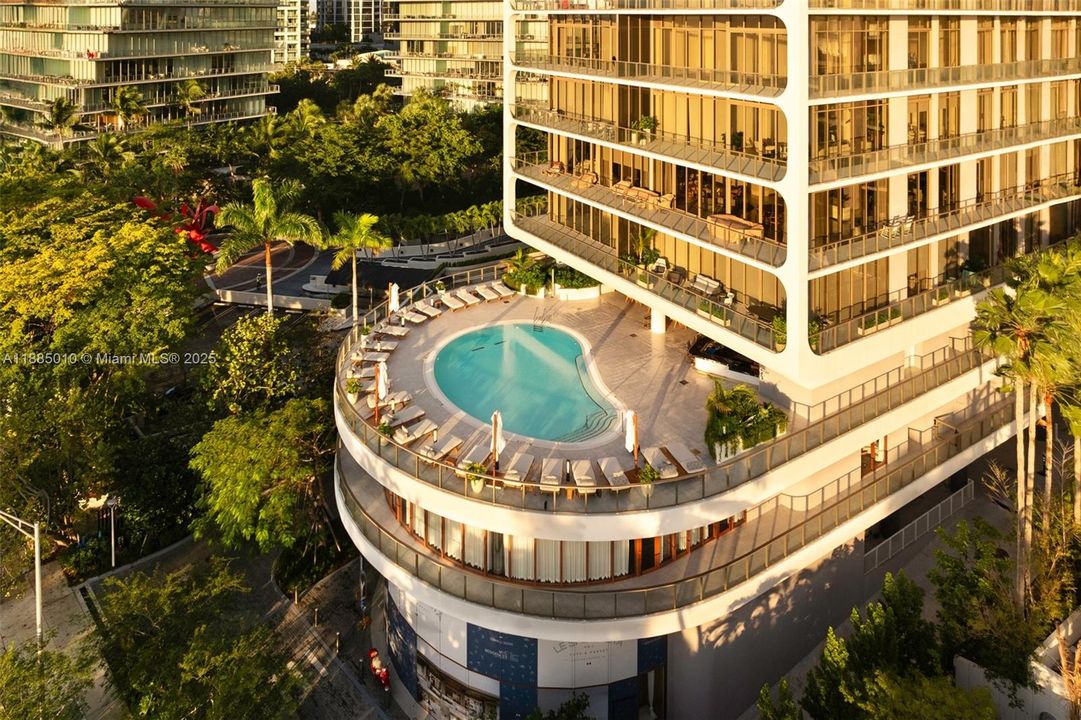 待售: $18,950,000 (5 贝兹, 5 浴室, 6611 平方英尺)