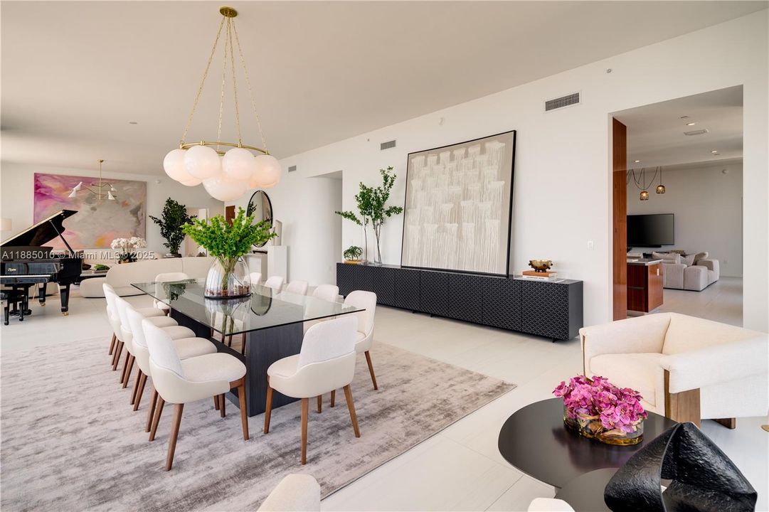 待售: $18,950,000 (5 贝兹, 5 浴室, 6611 平方英尺)