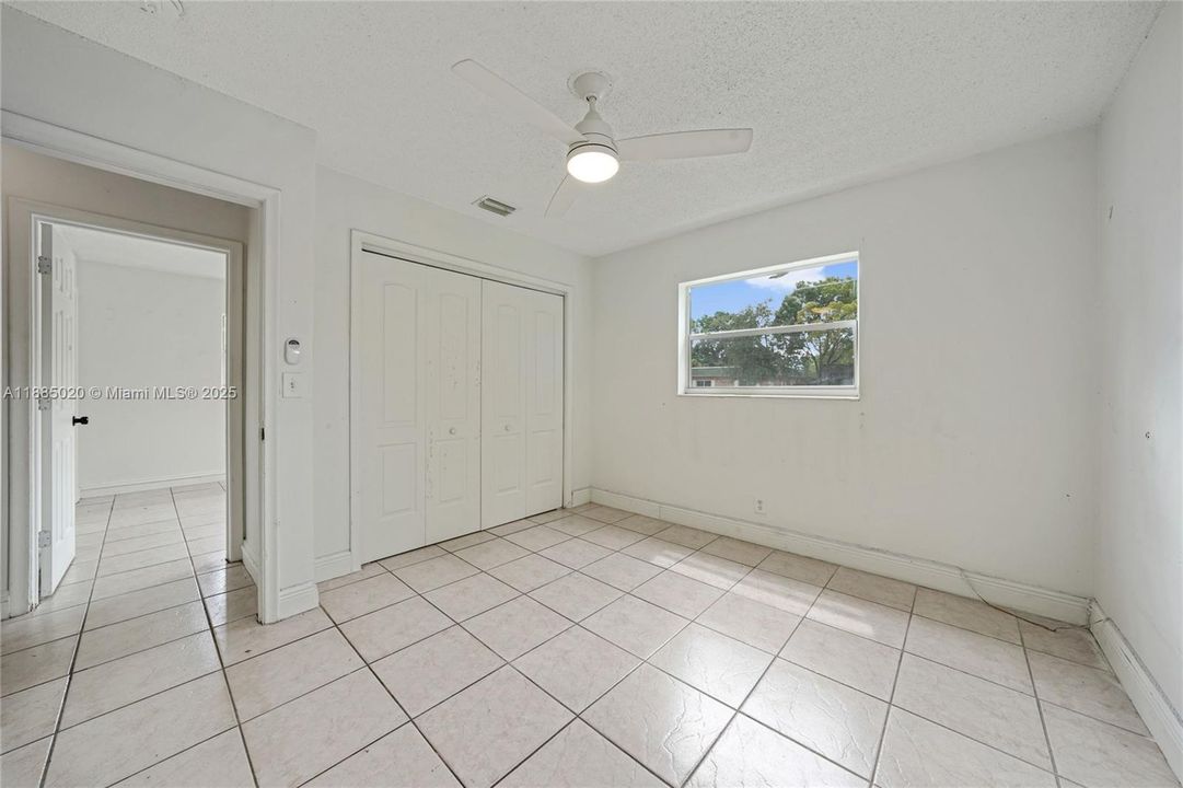 En Renta: $1,800 (2 camas, 1 baños, 1542 Pies cuadrados)