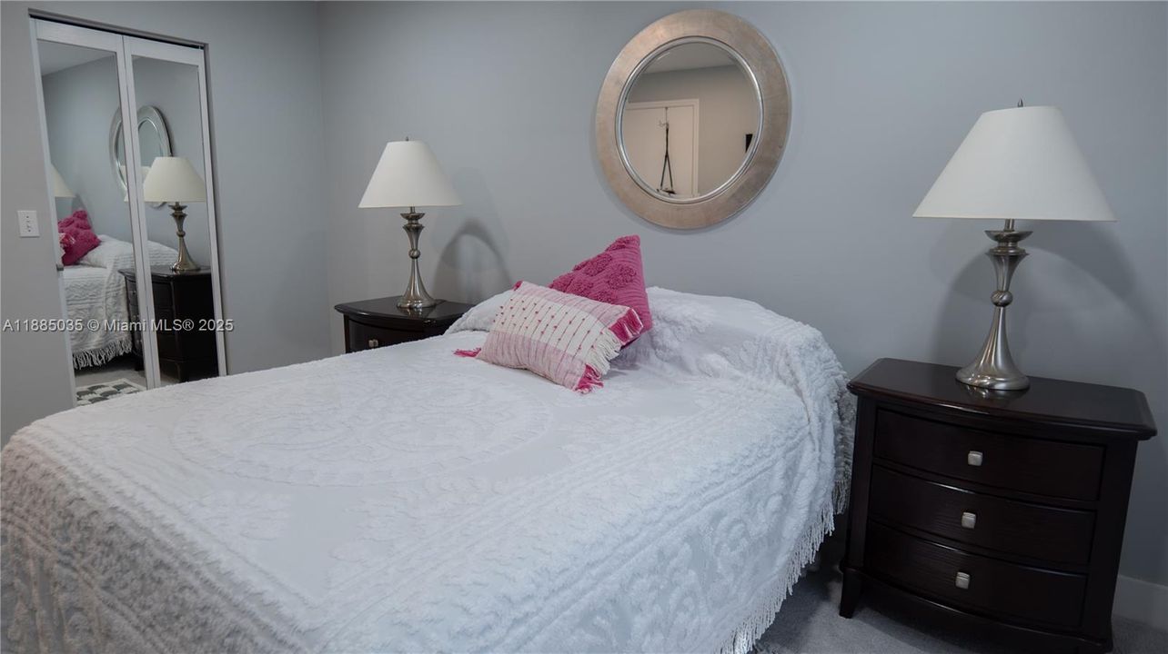 合同活跃: $559,900 (3 贝兹, 2 浴室, 1648 平方英尺)