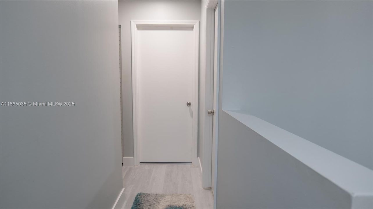 合同活跃: $559,900 (3 贝兹, 2 浴室, 1648 平方英尺)