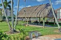 Active With Contract: $1,650 (1 beds, 1 baths, 741 Square Feet)