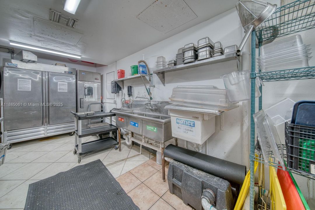 На продажу: $150,000 (0 спален, 0 ванн, 0 Квадратных фут)