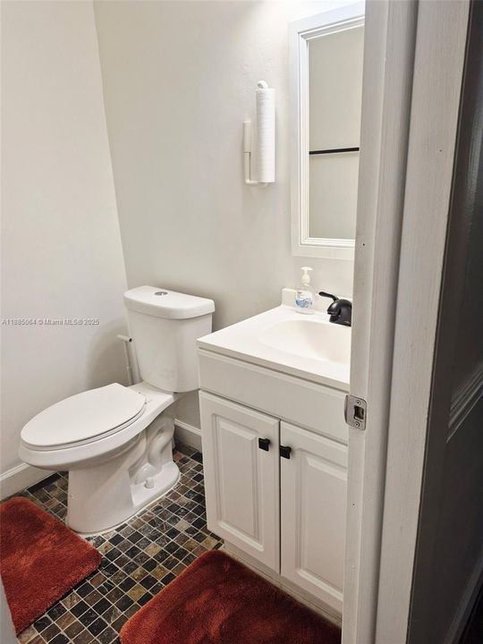 Active With Contract: $255,000 (3 beds, 2 baths, 1545 Square Feet)