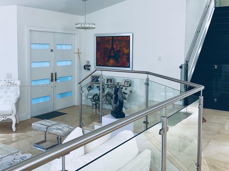 Active With Contract: $1,425,000 (4 beds, 3 baths, 3162 Square Feet)