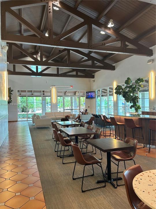 Active With Contract: $1,425,000 (4 beds, 3 baths, 3162 Square Feet)