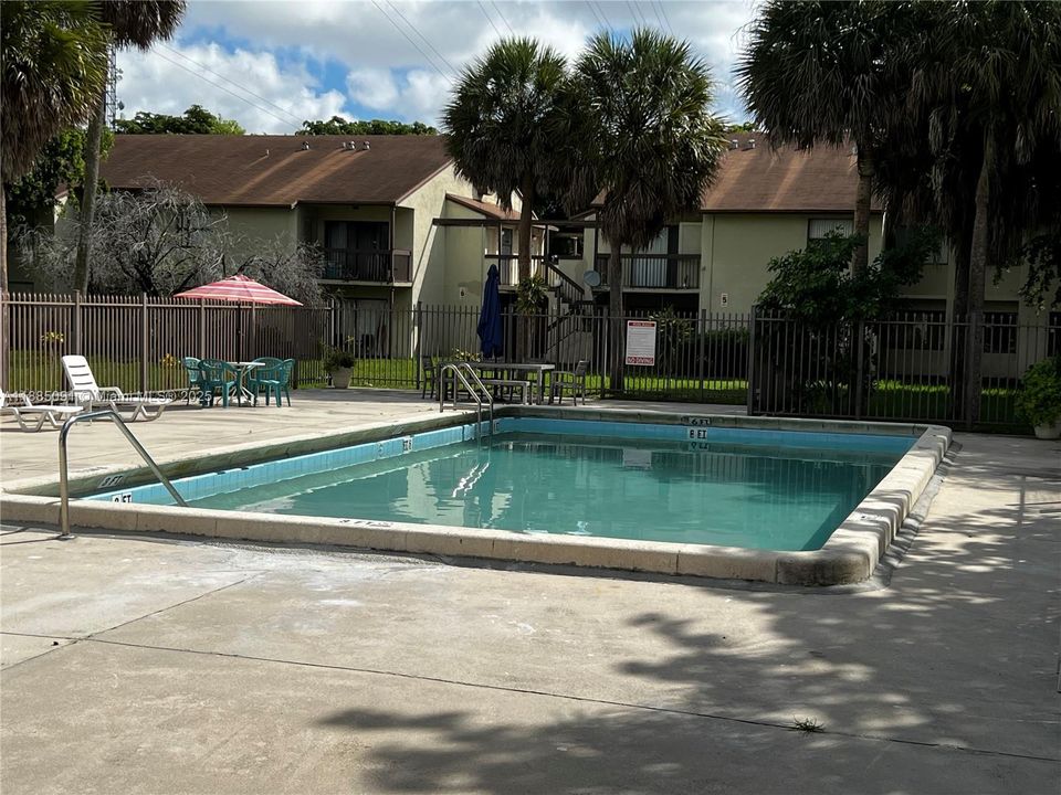 En Venta: $199,000 (2 camas, 2 baños, 816 Pies cuadrados)