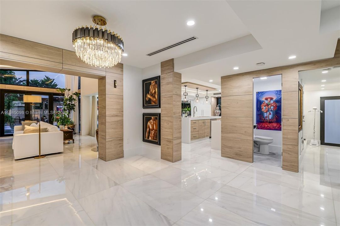 待售: $3,800,000 (4 贝兹, 4 浴室, 2466 平方英尺)