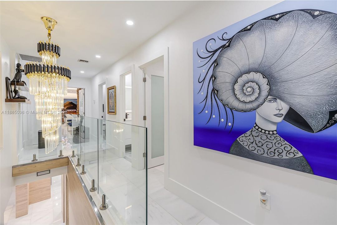 待售: $3,800,000 (4 贝兹, 4 浴室, 2466 平方英尺)