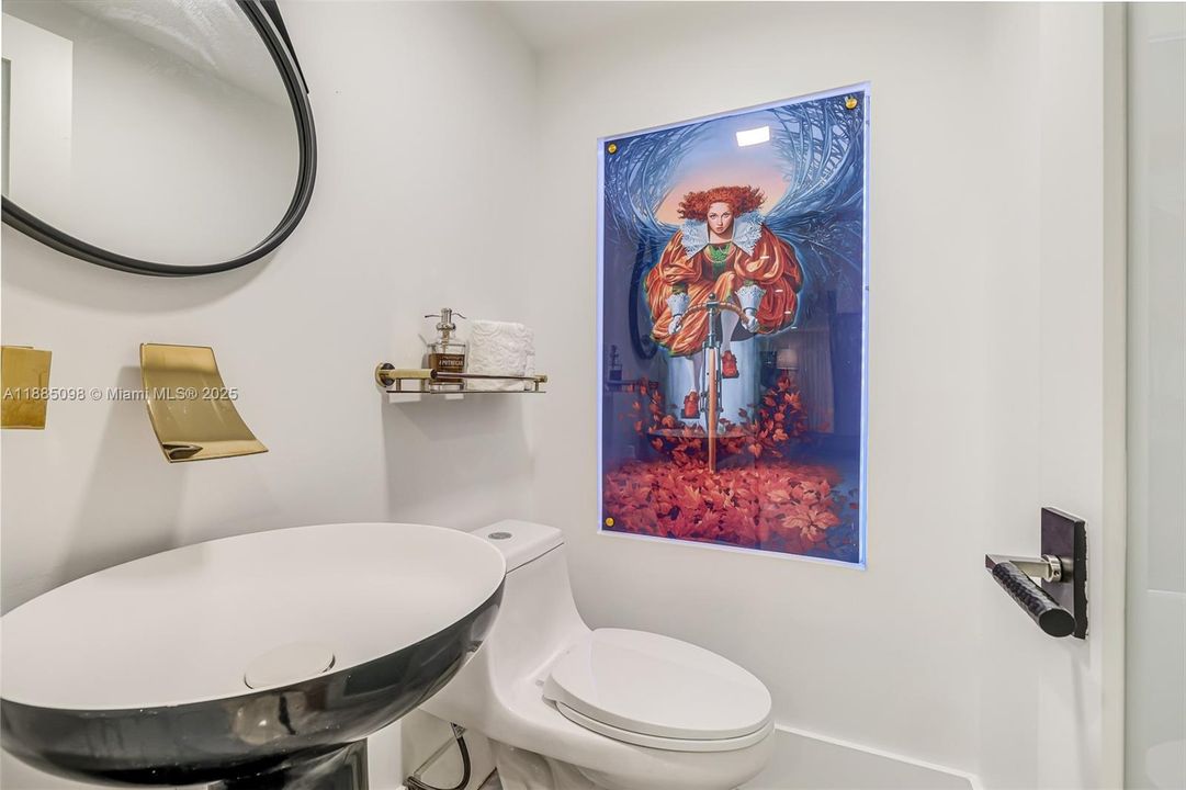 待售: $3,800,000 (4 贝兹, 4 浴室, 2466 平方英尺)