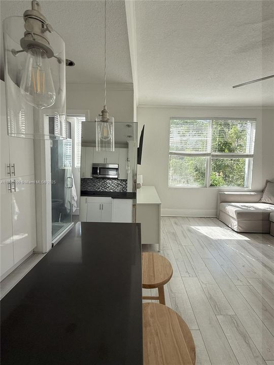 For Sale: $195,000 (0 beds, 1 baths, 275 Square Feet)