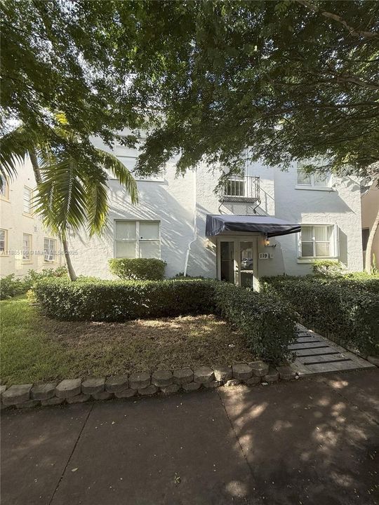 For Sale: $195,000 (0 beds, 1 baths, 275 Square Feet)