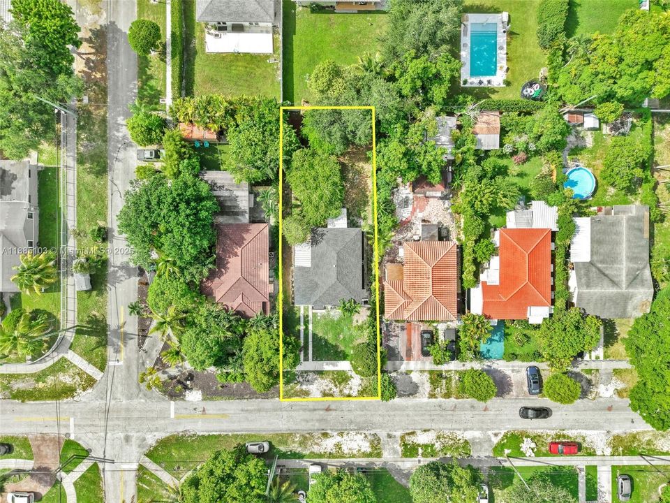 合同活跃: $535,000 (3 贝兹, 2 浴室, 1155 平方英尺)