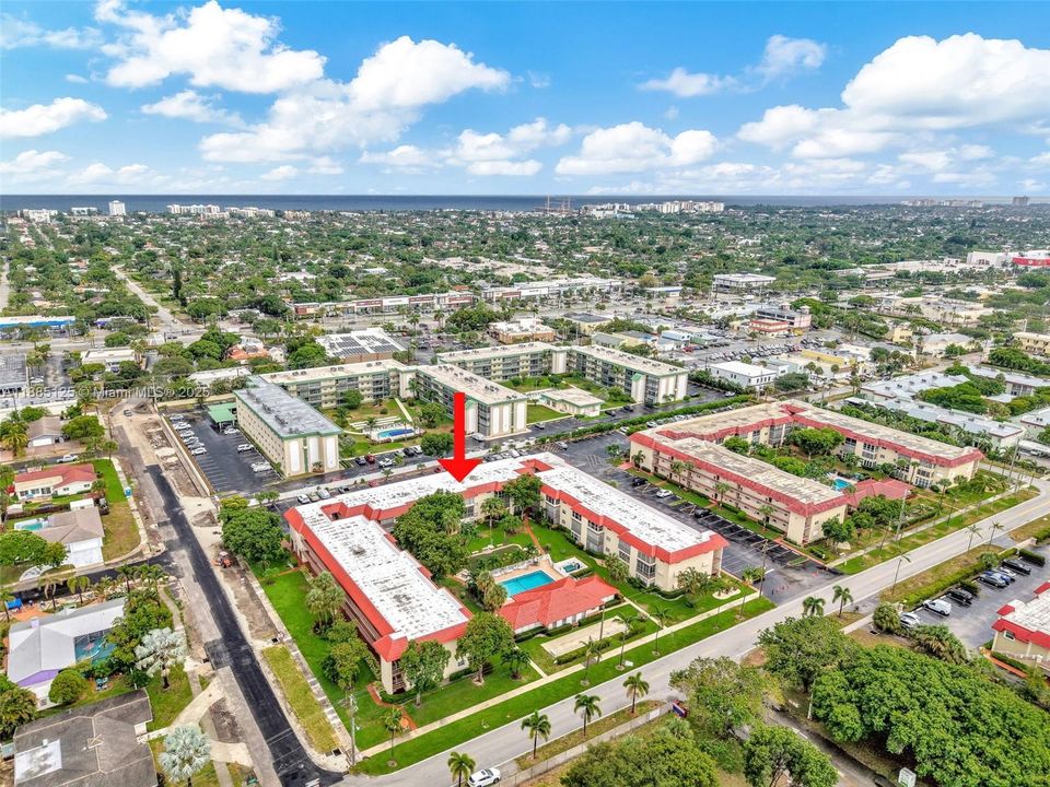 For Sale: $110,000 (2 beds, 2 baths, 950 Square Feet)