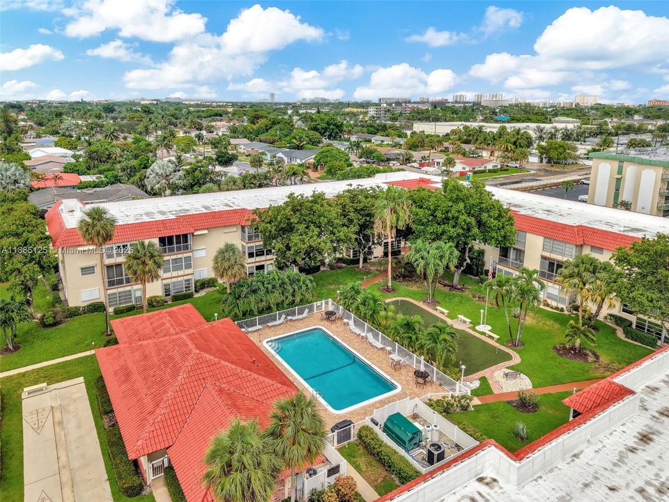 For Sale: $110,000 (2 beds, 2 baths, 950 Square Feet)