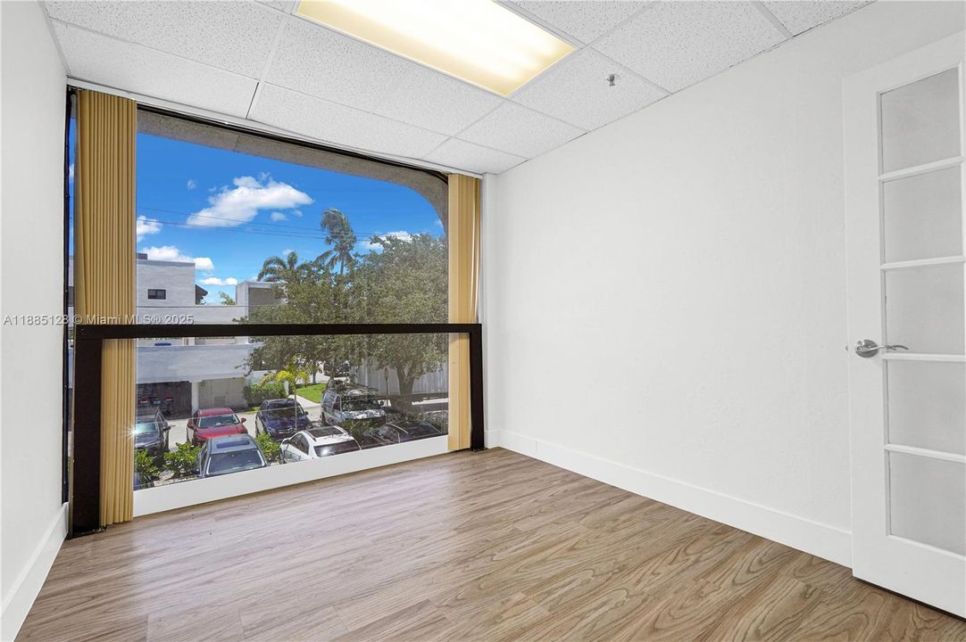 出租: $700 (0 贝兹, 0 浴室, 0 平方英尺)