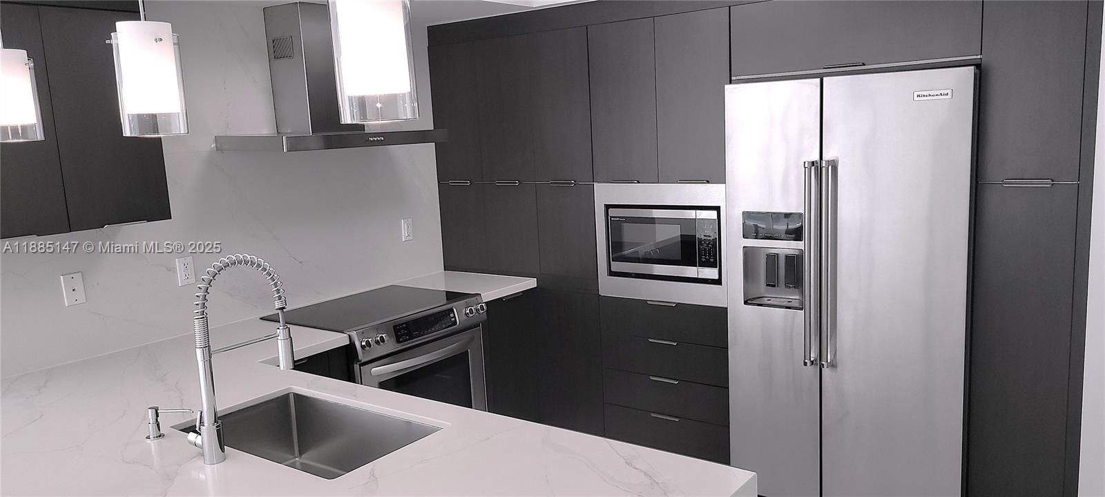 En Venta: $875,000 (3 camas, 2 baños, 1489 Pies cuadrados)