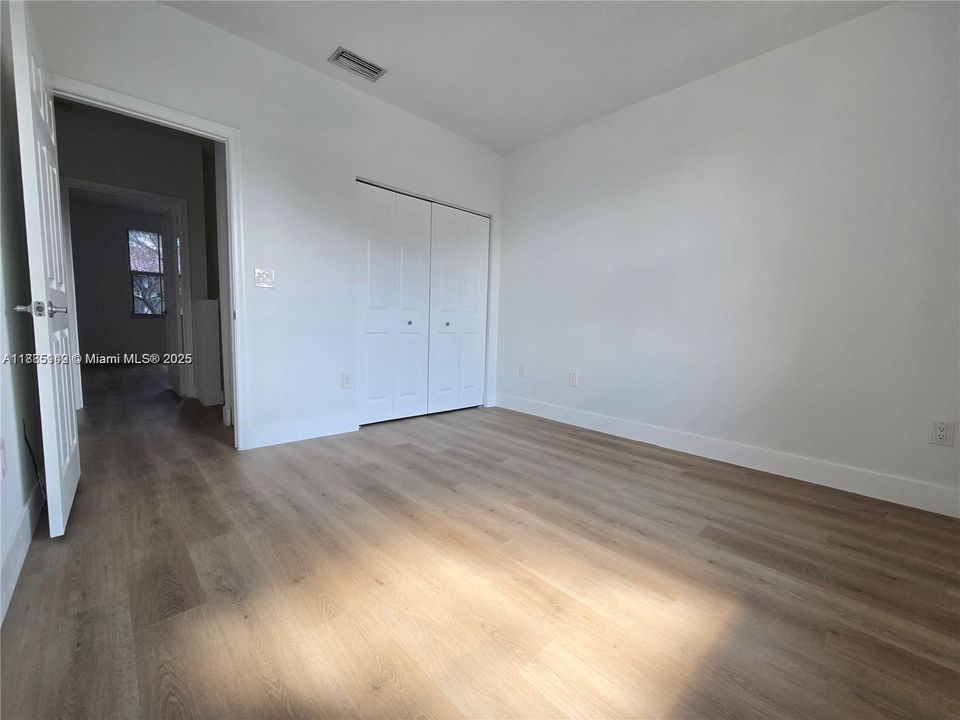 Recently Sold: $505,000 (3 beds, 2 baths, 1447 Square Feet)