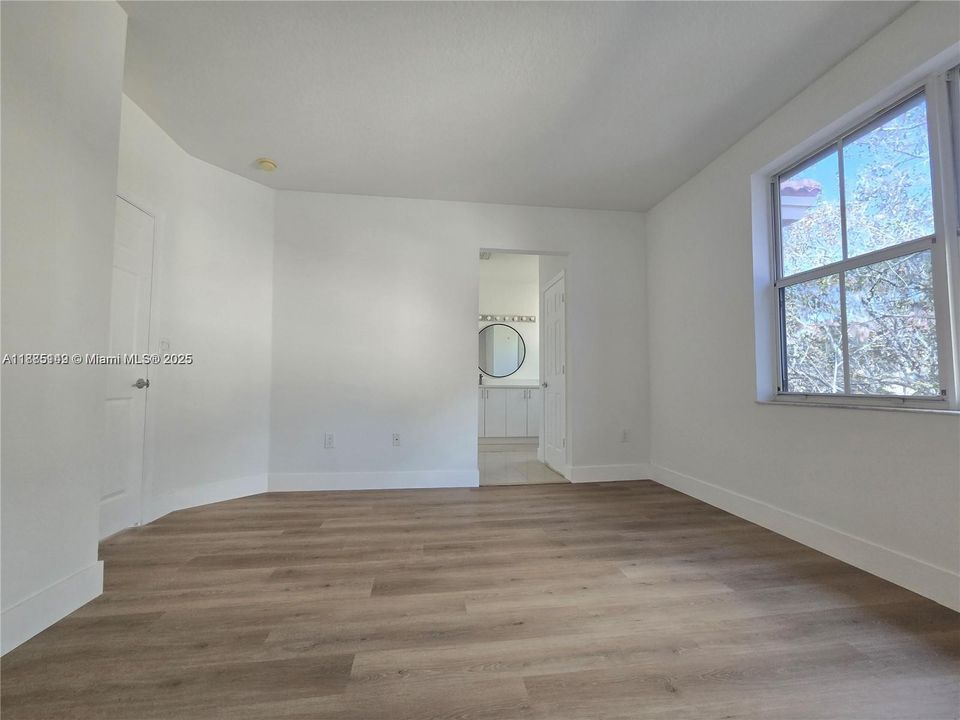 Recently Sold: $505,000 (3 beds, 2 baths, 1447 Square Feet)