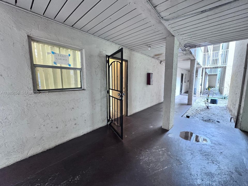 En Renta: $1,350 (1 camas, 1 baños, 735 Pies cuadrados)