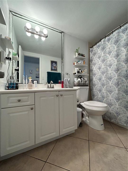 Recientemente alquilado: $2,000 (1 camas, 1 baños, 827 Pies cuadrados)