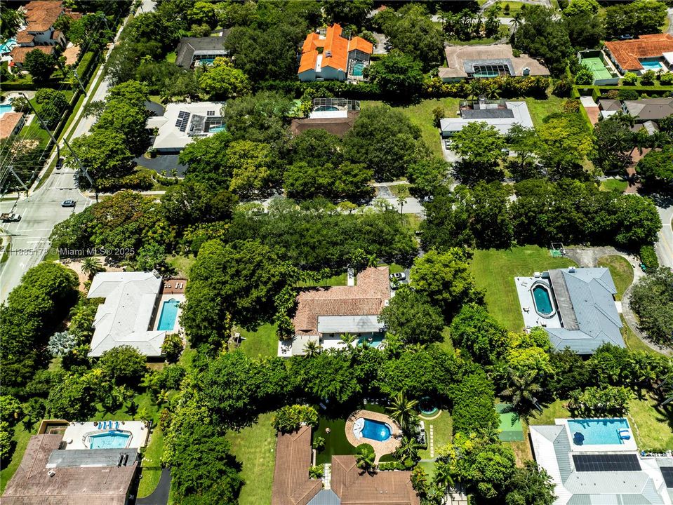 На продажу: $3,395,000 (4 спален, 3 ванн, 2906 Квадратных фут)