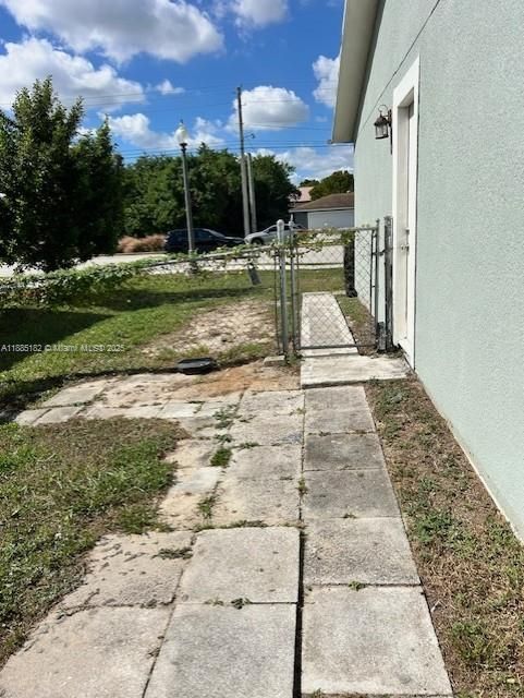En Venta: $279,000 (2 camas, 2 baños, 1022 Pies cuadrados)