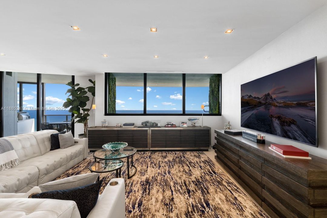 待售: $19,950,000 (4 贝兹, 4 浴室, 6121 平方英尺)