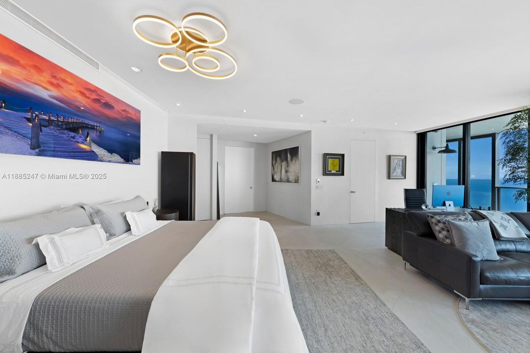 待售: $19,950,000 (4 贝兹, 4 浴室, 6121 平方英尺)