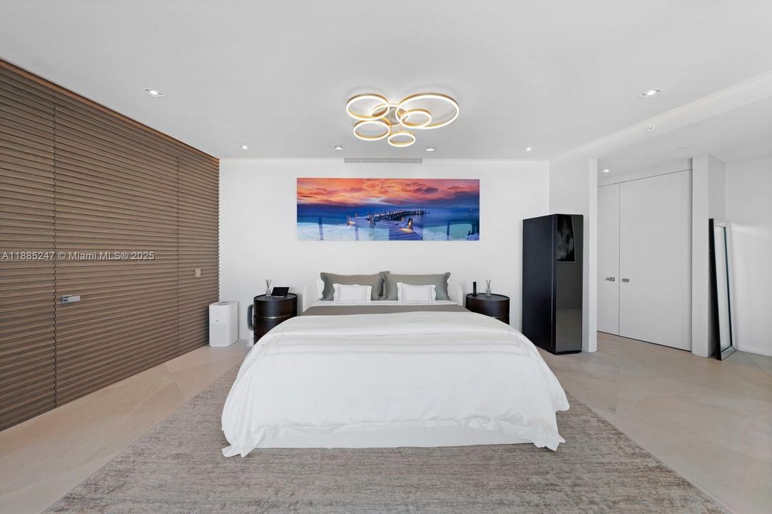 待售: $19,950,000 (4 贝兹, 4 浴室, 6121 平方英尺)