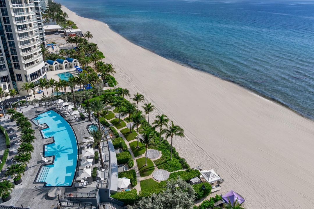 待售: $19,950,000 (4 贝兹, 4 浴室, 6121 平方英尺)