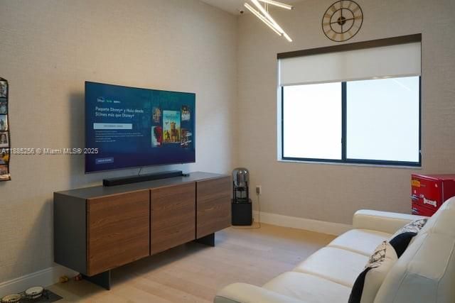 Activo con contrato: $1,190,000 (4 camas, 3 baños, 2257 Pies cuadrados)