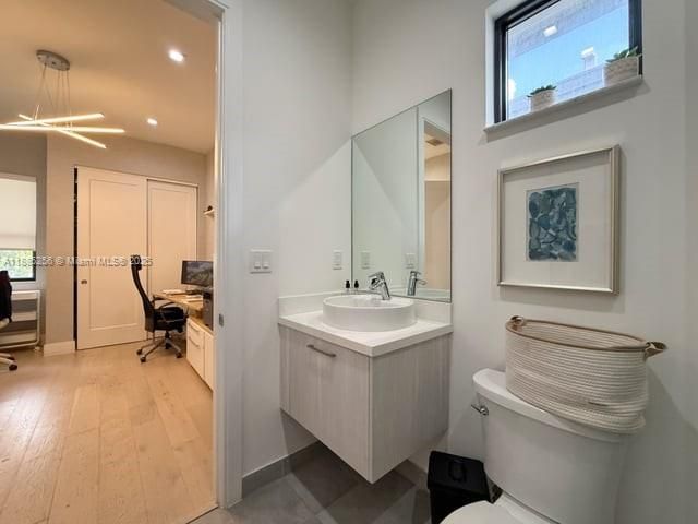 Activo con contrato: $1,190,000 (4 camas, 3 baños, 2257 Pies cuadrados)